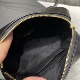 累積売上総額第１位！■サンローラン ベルトバッグ 偽物■レザータッセル 534817DV70W6475