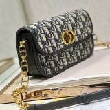 セレブ多数愛用ディオール オブリーク ジャカード 偽物 30 MONTAIGNE AVENUE バッグ M9260UTZRM928