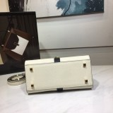 入手困難 ヴァレクストラ Iside イジィデ ミディアム ハンドバッグ Vua18256