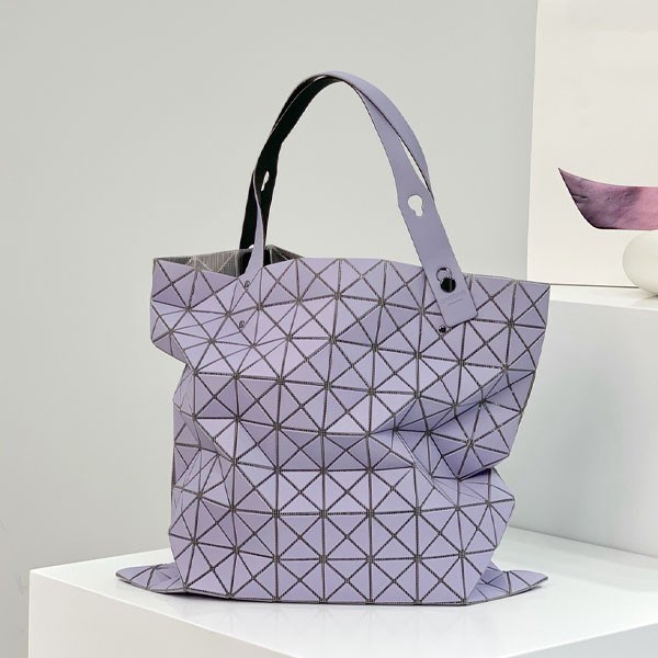 ☆超人気☆BAOBAO ISSEY MIYAKE クロスボディバックコピー bau16668