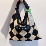 マルニマーケット 偽物◇テックウール製 DIAMONDスモールバッグ ブラック mar01158