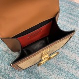 希少色 ヴァレンティノ ショルダーバッグ コピー VEE レザー クロスボディバッグ Vug58025