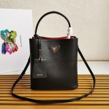 春もの新作プラダ パニエ サフィアーノレザー バッグ ハンドバッグ 偽物 5色 1BA212 puv80169