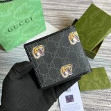 グッチ GGスプリーム 折りたたみ財布 偽物【日本未入荷】 gum00476