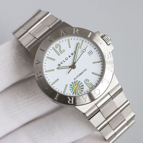 定番ブルガリ 腕時計 ディアゴノ プロフェッショナル スクーバ 偽物 41mm DP41C3SSSD