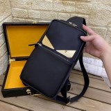 人気急上昇フェンディ バッグ バグズ コピー ナイロンワンショルダーバックパック fek65645