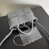 ボッテガヴェネタ キャンディー 偽物 アルコ トートバッグ bop30954
