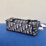 【日本未発売】ディオールキャンプ 偽物 スモール メッセンジャーバッグ deq02221