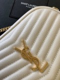 世界中で大人気♪サンローラン ショルダーバッグ コピー ルー ミニ バッグ キルティング グレイン レザー 6125791GF026951