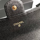 シャネル スーパーコピー 二折りカブセ長財布 キャビア shi38782