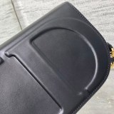 注目★ディオール CD シグネチャー バッグ 偽物 M900