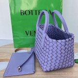 世界中で大人気♪ボッテガ ヴェネタ ミニ カバット トートバック ラムスキン 偽物 boa74137