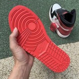 ナイキ エアジョーダン1 コピー ハイ トラック レッド555088-112