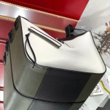 ★関税無料★ロエベ ハンモック 偽物 スモール バッグ A538S35X19
