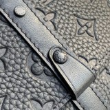 21SS​ ルイヴィトン ショルダーバッグ 偽物 モノグラム エンボス M57726