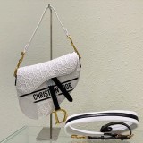 大人気！ディオール コピー アンドショーンサドルバッグ dek26812