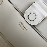 ギフトに最適 プラダ ファブリック&レザー コピー ショルダーバッグ puj46171