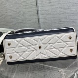 定番ディオール ヴァイブ ボウリングバッグ 偽物 M6209OOBR_M911