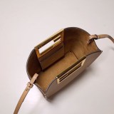 可愛いフェンディ ウェイ コピー レザー バッグ fep77972