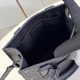 大人気!ルイヴィトン サックプラ 偽物 ショルダーバッグ vuj37383