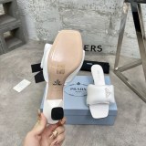 入手困難プラダ ミュール パデッドナッパ サンダル コピー puy60391