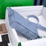 日本未入荷ボッテガヴェネタ コピー カセット クロスボディバッグ boa53967