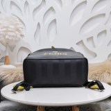 ☆超人気☆フェンディ エッセンシャル バックパック 偽物 ブラックナイロン バックパック fep84052