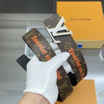 【日本未発売】ルイヴィトン スーパーコピー サンチュール・LVピラミッド 40MM リバーシブル vuy17549