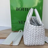 ☆超人気☆ボッテガ ヴェネタ ミニ カバット トートバック ラムスキン コピー boz46728