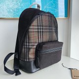セレブ多数愛用バーバリー チェック ロゴエンボス バックパック 偽物 8066097