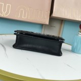 最安値挑戦ミュウミュウ 偽物 マテラッセ ミニショルダーバッグ myv00816