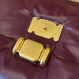 ボッテガヴェネタ ピロー 偽物 ショルダーバッグ bod90969