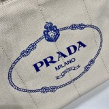 ★追跡付き発送で安心 プラダ ハンド トートバッグ CANAPA エンボスロゴ pug03931
