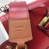 秋冬新作 ロエベ ショルダーバッグ コピー Barcelona シルクカーフレザー loa79150