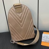 可愛いルイヴィトン スーパーコピー パイロットスリングバッグ M23765