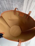 セール新作 【セリーヌ トートバッグ 偽物】トリオンフ セリーヌプリント 196952CYX01BC