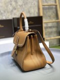 ★日本!!人気！デルボー 偽物 カーフスキン ブリヨン MM ショルダー ハンドバッグ Dep41871