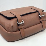 希少色ロエベ ミリタリー メッセンジャーバッグ コピー XS lom24658