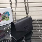 ★日本!!人気！新作 プラダ ショルダーバッグ 偽物 高品質♪♪♪ pup64545
