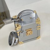 争奪戦​ルイヴィトン ショルダーバッグ コピー the Camera Box vud53301