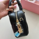 欲しい♡超限定♪ミュウミュウ ハンドバッグ コピー myn33667
