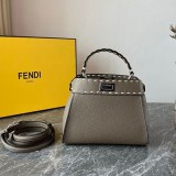 大人気♪フェンディ コピー ショルダーバッグ 新色☆希少 fen26362