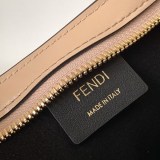 フェンディ オーロック偽物 スウィング レザー ポーチ fea68286