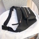 欲しい♡超限定♪バレンシアガ エブリデイ ロゴ ベルトバッグ 偽物 レザー bap06907