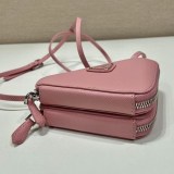 n級 おすすめプラダ サフィアーノレザーミニポーチバッグ コピー puv59160