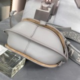 n級品 おすすめロエベ コピー ゲート デュアル ミニ ショルダーバッグ log80092