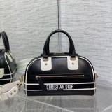 定番ディオール ヴァイブ ボウリングバッグ 偽物 M6209OOBR_M911