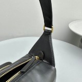 欲しい♡超限定♪ミュウミュウ  アンダーバッグ 偽物 myo83002