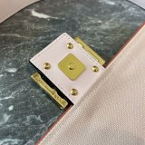 超希少！フェンディ バゲットFF刺繍 ハウンド 偽物 ショルダーバッグ feh25658