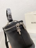 欲しい♡超限定♪ クロムハーツ ショルダーバッグ 偽物 Kuc82758